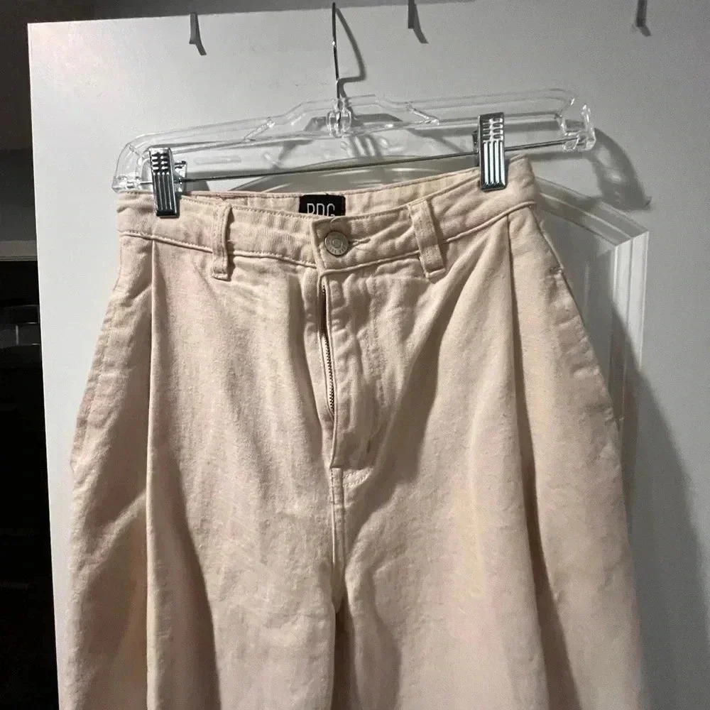 ~BDG~ Barrel Pants - Size 24 - Picture 3 of 7